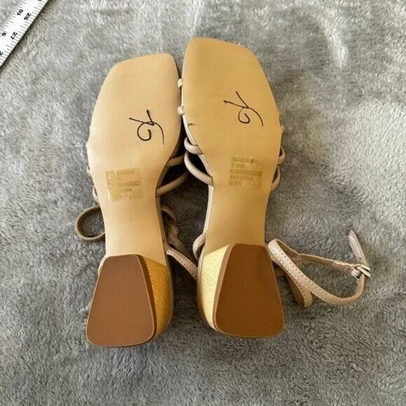 Steve Madden Abigail Square Toe Nude Strappy Sandals 7.5. Shoes Tan Block Heel - Picture 4 of 6